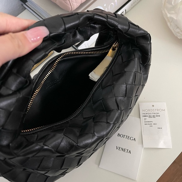 BOTTEGA VENETA Mini Jodie - Picture 8 of 9